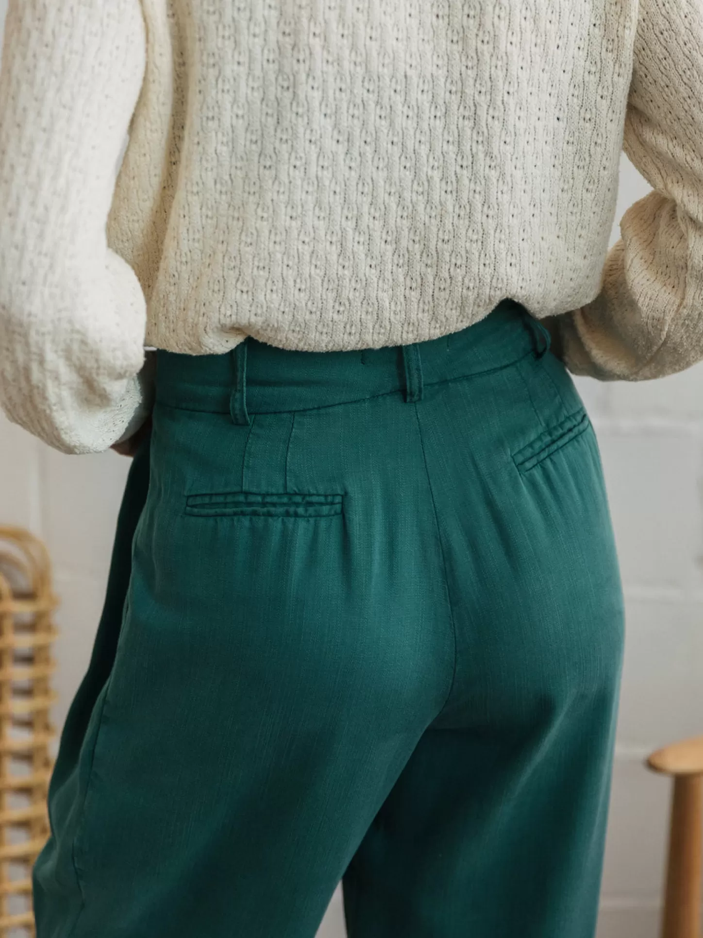 Cheap Ambergris Women Trousers