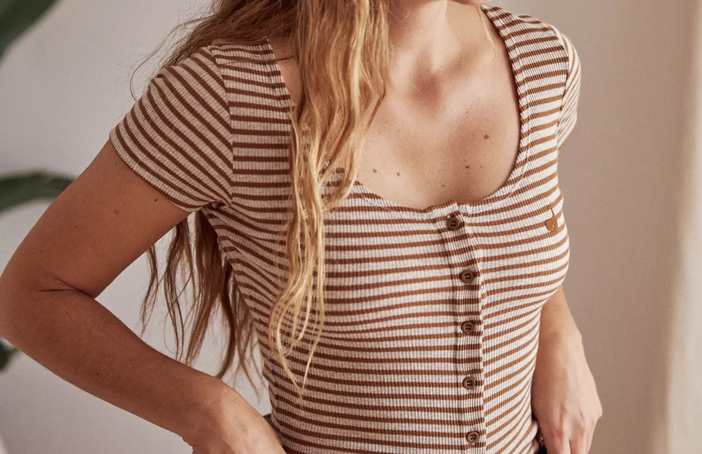 Store Anda Women Tops