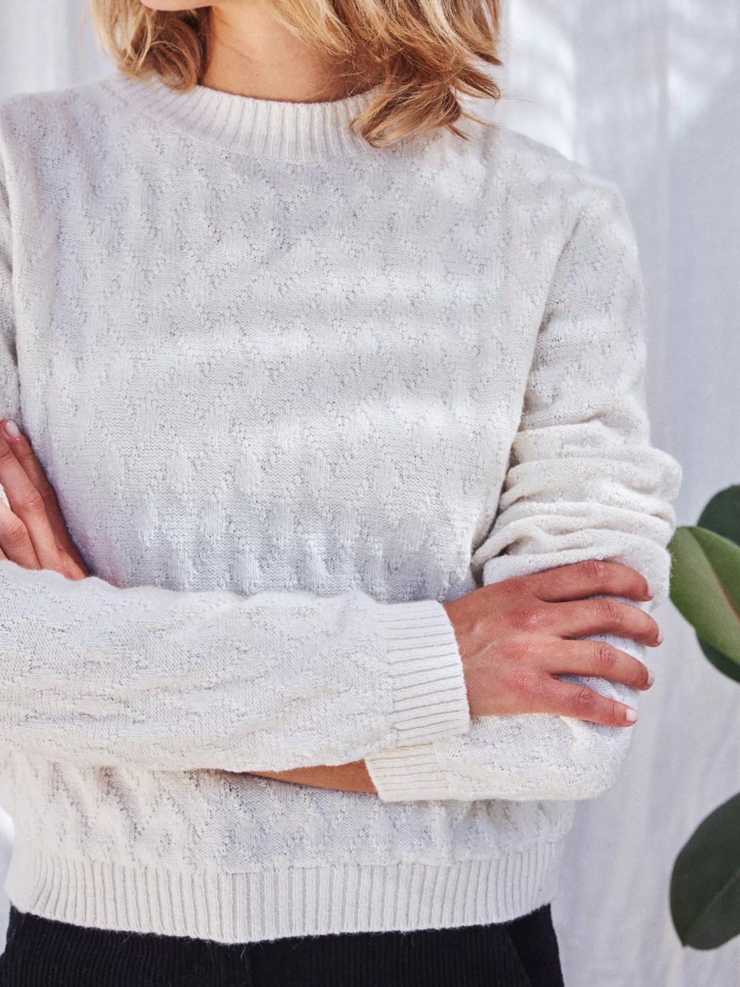 Cheap Aratika Women Knits