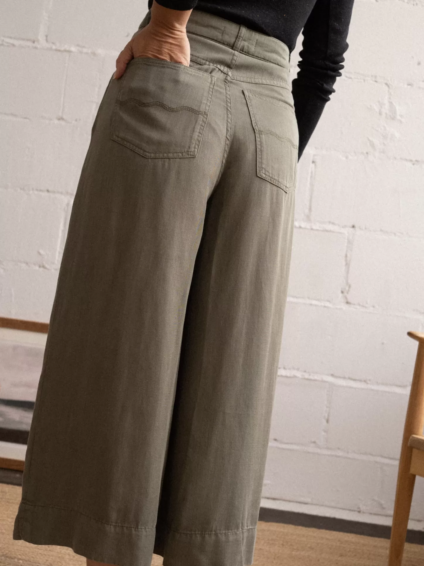 Clearance Corocoro Women Trousers