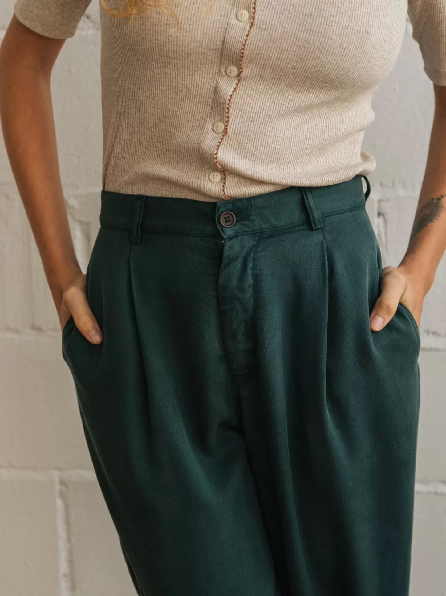 Outlet Haruku Women Trousers
