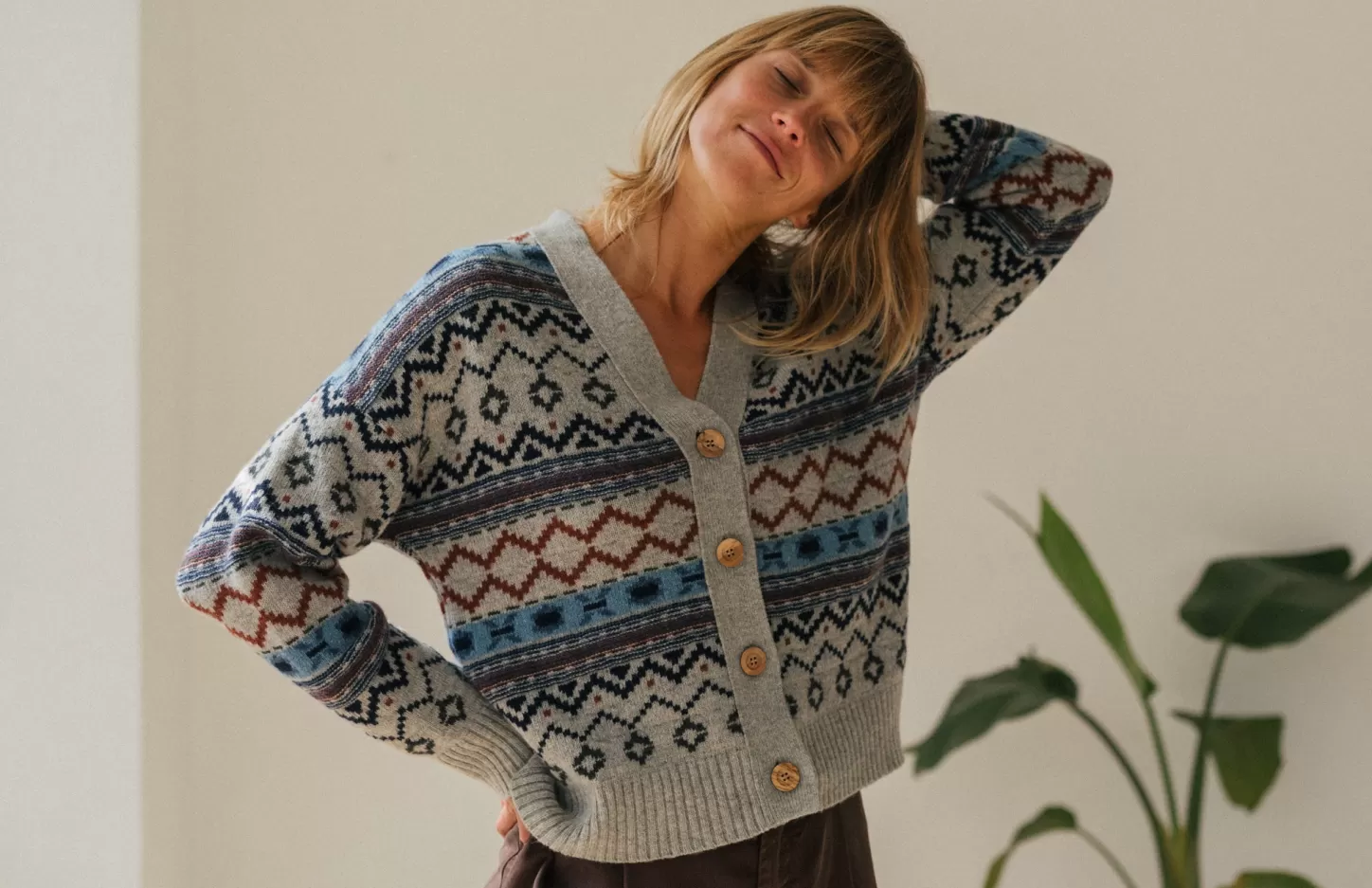 Sale Kaula Women Knits