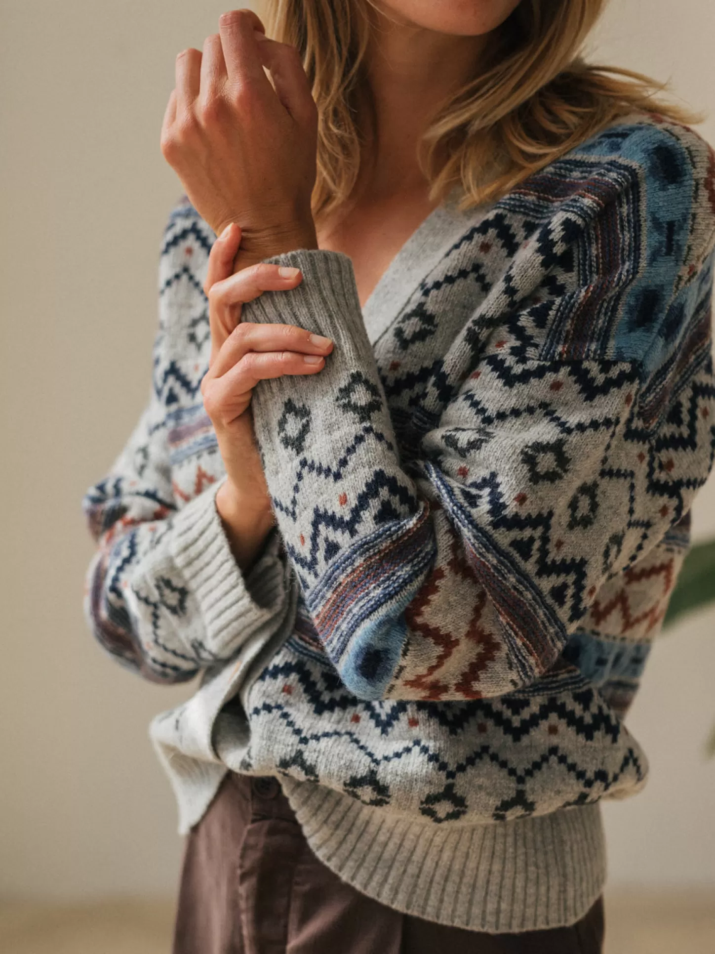 Sale Kaula Women Knits