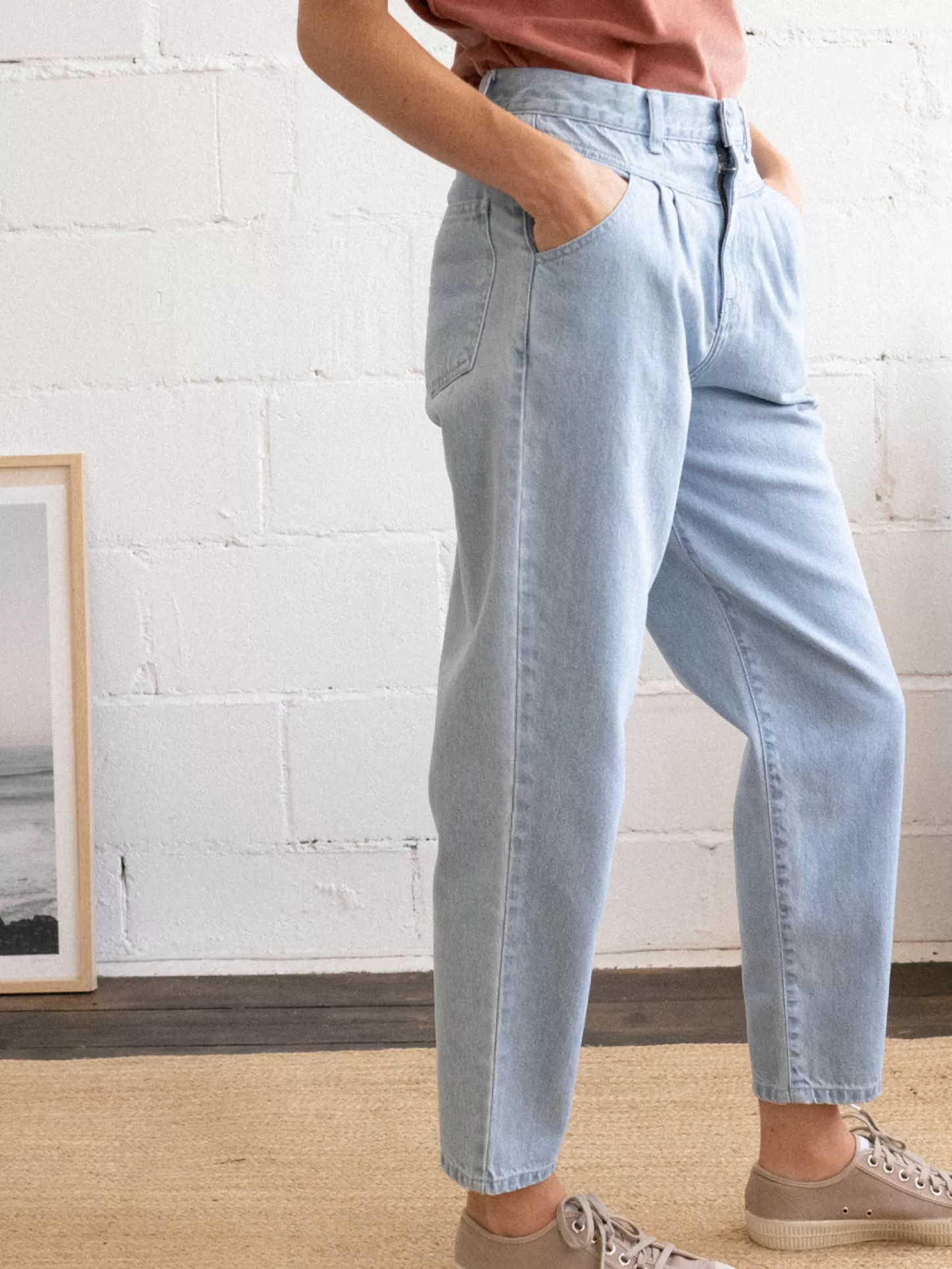 Cheap Kiritibati Women Trousers