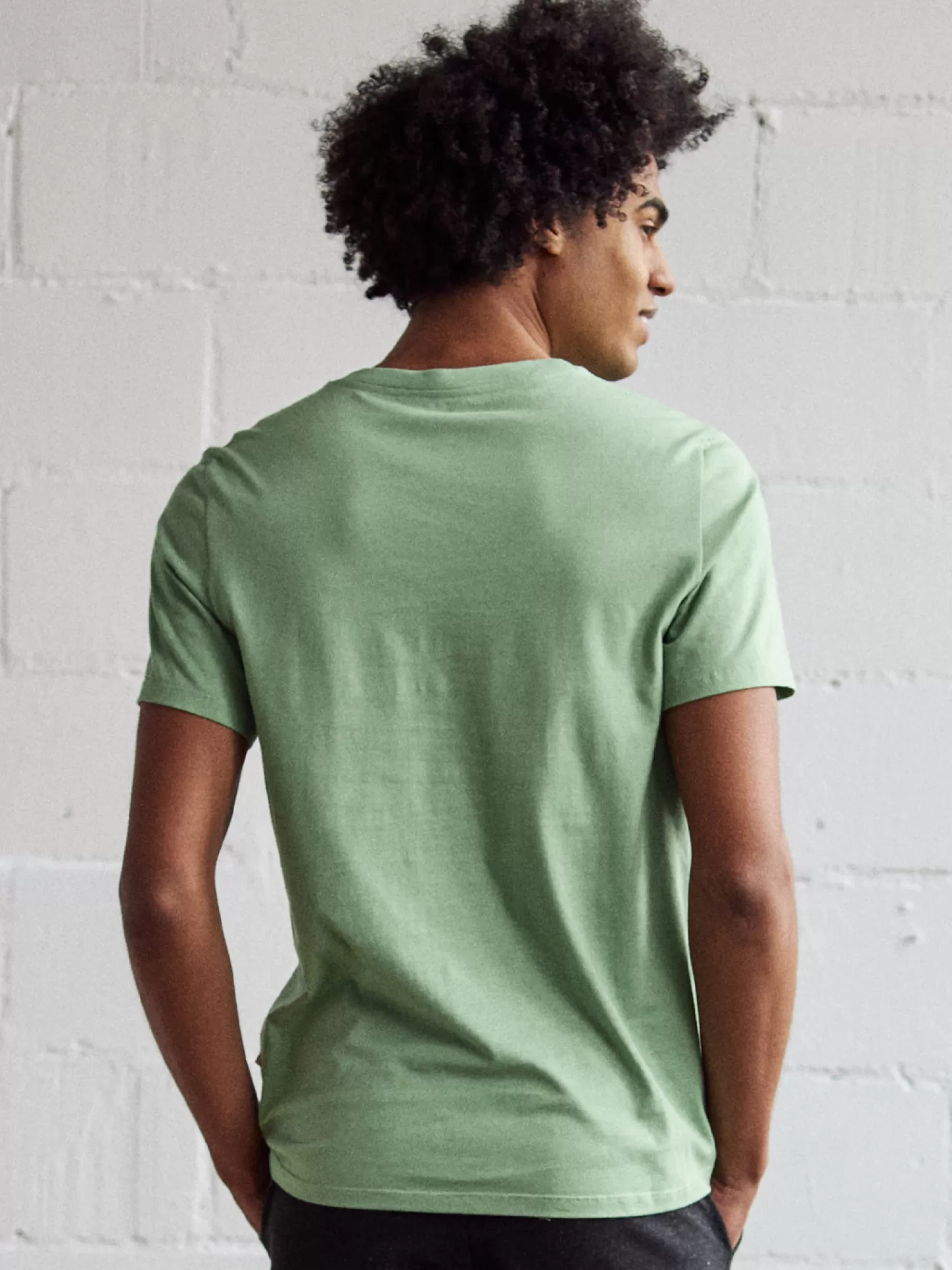 Best Monothaki Men T-Shirts