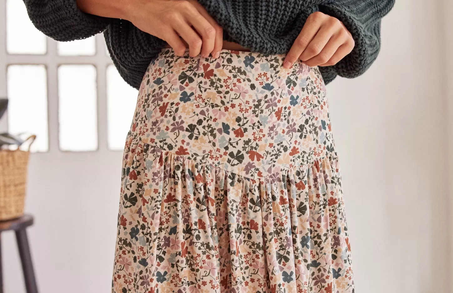 Discount Tureia Women Skirts